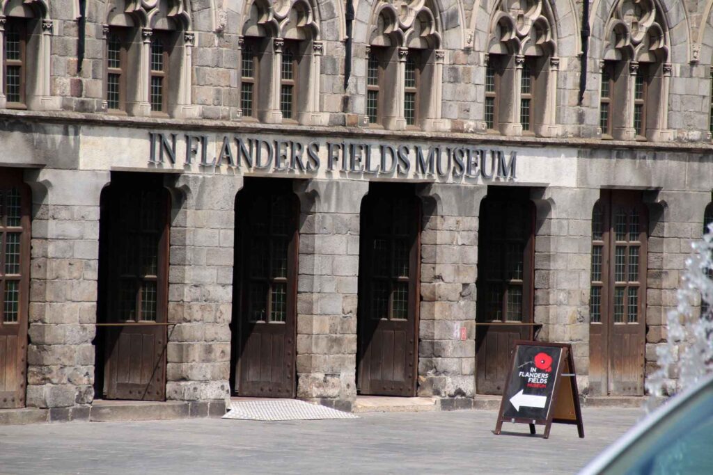 Lakenhal Ieper, In Flanders Fields