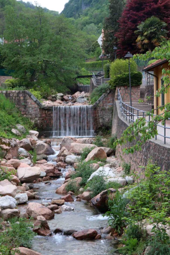 Waterval Brusimpiano