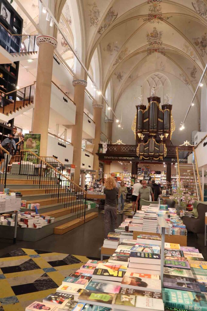 de mooiste boekwinkel van Nederland