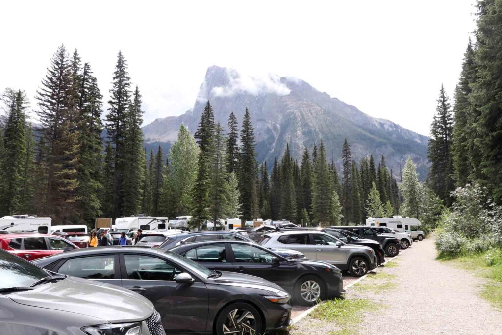 Parkeren Emerald Lake