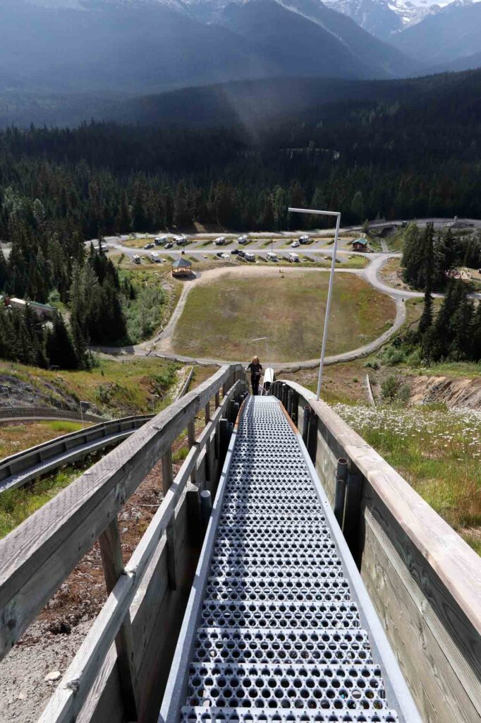 Trap van de skihelling