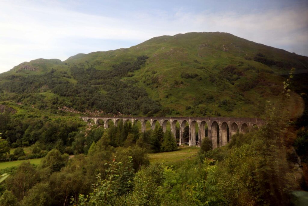 Glenfinnan Viaduct vanuit de trein